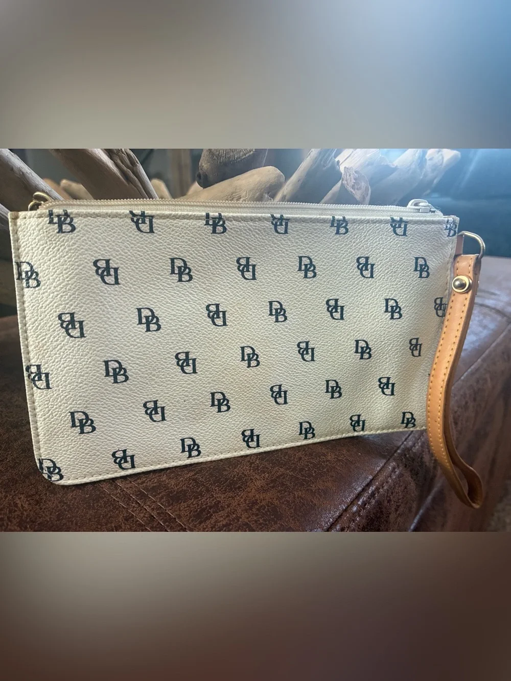 Dooney & Bourke Signature Monogram Wristlet Clutch – Cream/White & Navy